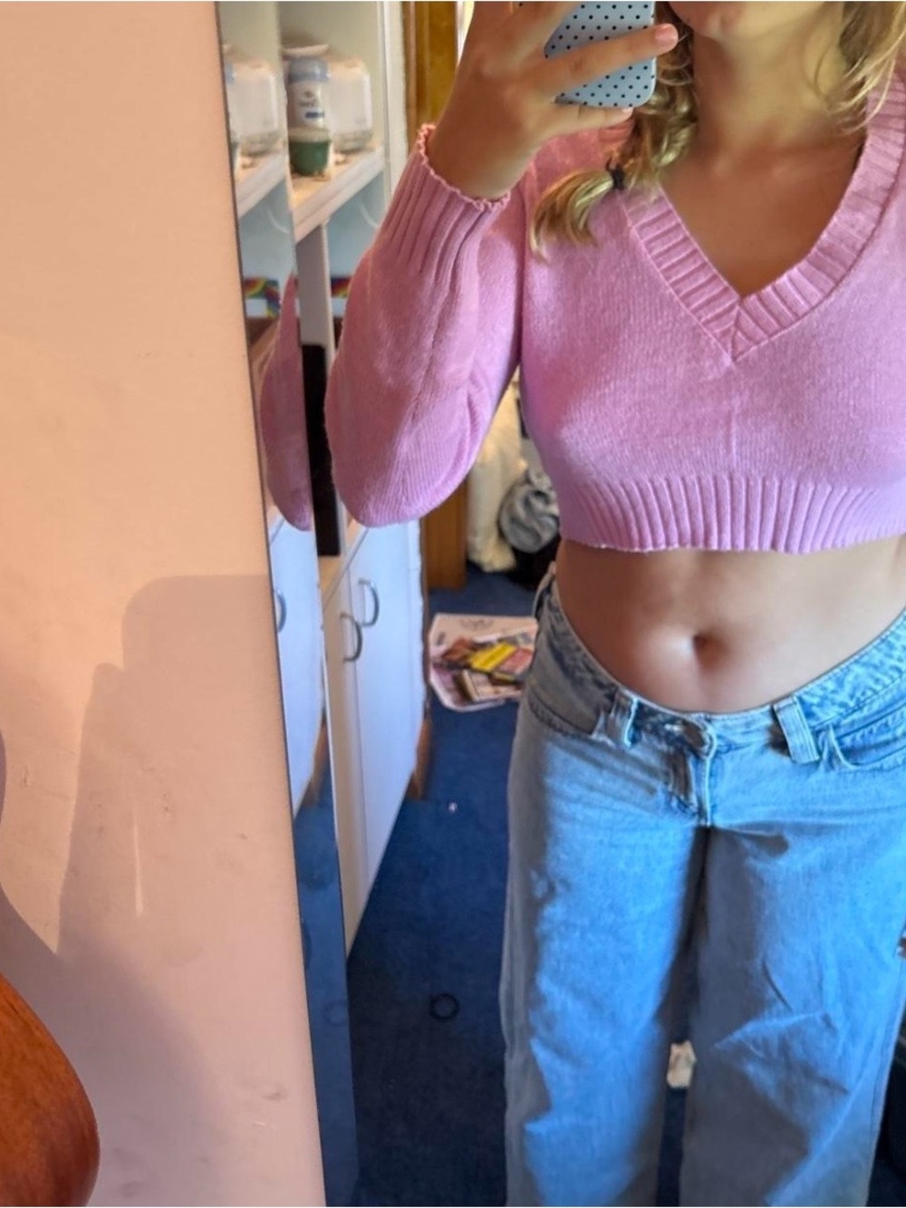 H&M Pink V-Neck Crop Sweater Top - Women's - Picture 2 of 2